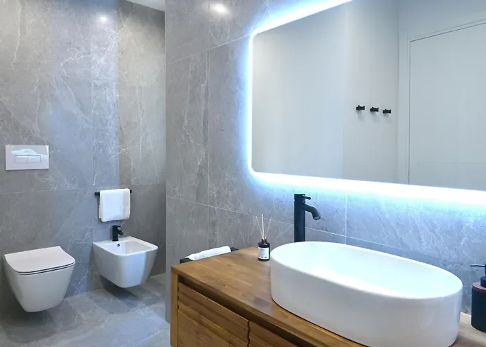 Апартаменты Cavour 7 *